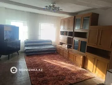 2-комнатный дом, 25 соток, 15 м²