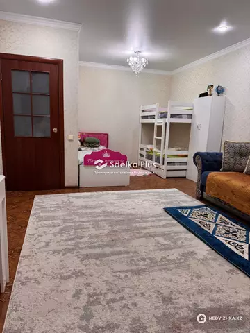 1-комнатная квартира, этаж 9 из 14, 52 м²