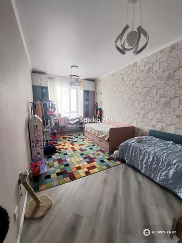 3-комнатная квартира, этаж 6 из 10, 96 м²