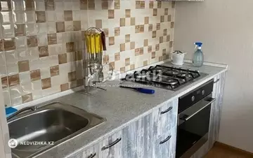 1-комнатная квартира, этаж 4 из 5, 30 м²