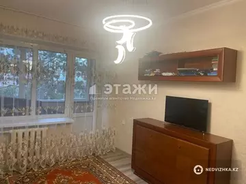 1-комнатная квартира, этаж 3 из 5, 36 м²
