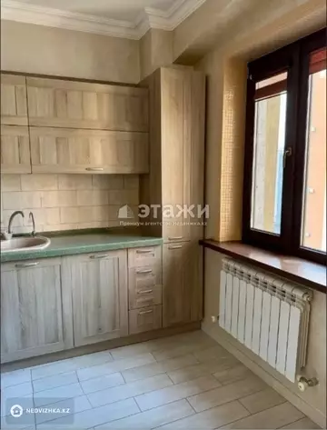 2-комнатная квартира, этаж 5 из 15, 64 м²