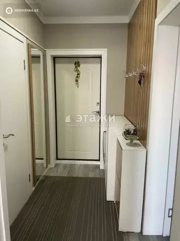 1-комнатная квартира, этаж 12 из 13, 45 м²
