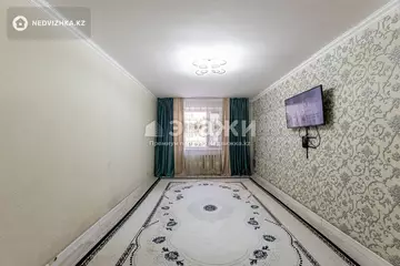2-комнатная квартира, этаж 3 из 6, 54 м²