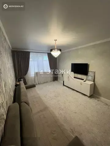 3-комнатная квартира, этаж 2 из 19, 93 м²