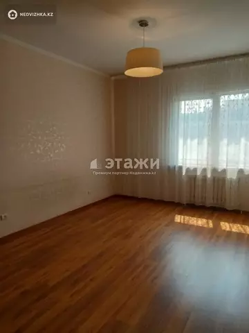 1-комнатная квартира, этаж 10 из 15, 50 м²