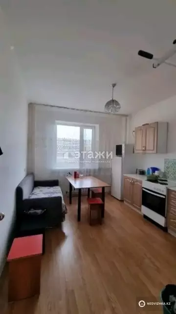 1-комнатная квартира, этаж 13 из 15, 35 м²