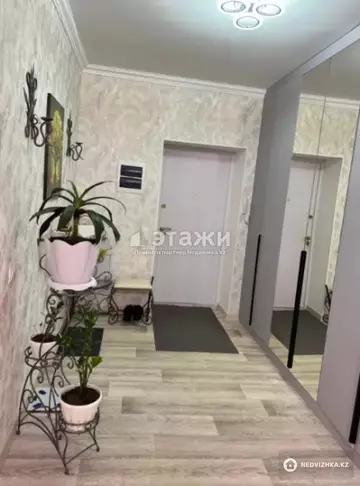 3-комнатная квартира, этаж 9 из 9, 96 м²