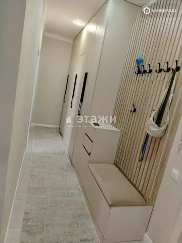 3-комнатная квартира, этаж 6 из 9, 74 м²
