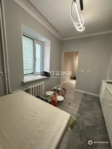 2-комнатная квартира, этаж 1 из 5, 56 м²