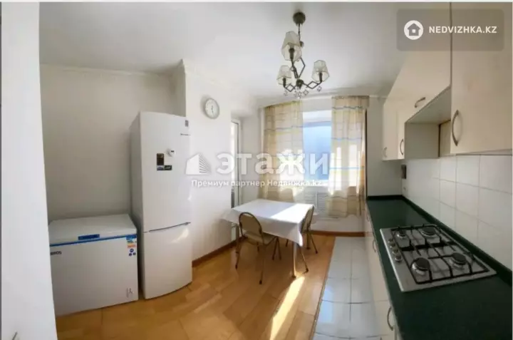 64.5 м², 2-комнатная квартира, этаж 2 из 5, 64 м², изображение - 1