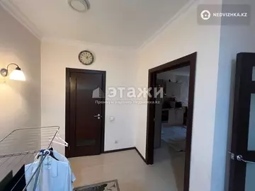 2-комнатная квартира, этаж 2 из 10, 60 м²