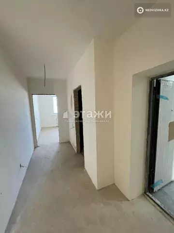 2-комнатная квартира, этаж 3 из 17, 66 м²
