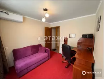 76.6 м², 4-комнатная квартира, этаж 3 из 5, 77 м², изображение - 4