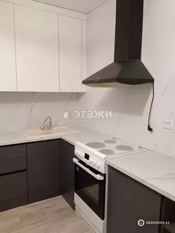 1-комнатная квартира, этаж 15 из 15, 35 м²