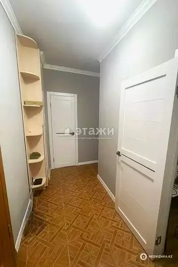 2-комнатная квартира, этаж 18 из 25, 52 м²