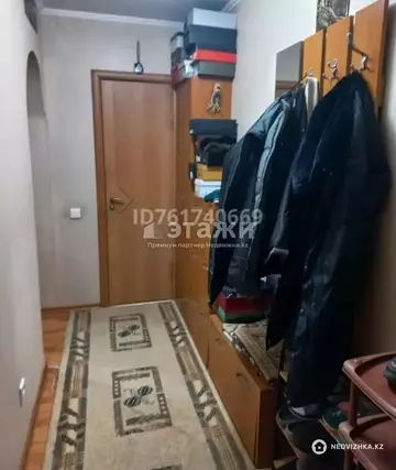 3-комнатная квартира, этаж 2 из 10, 71 м²