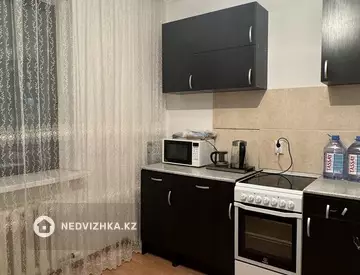 2-комнатная квартира, этаж 3 из 12, 58 м²