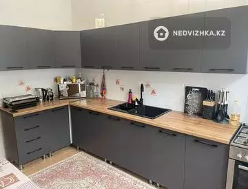 5-комнатный дом, 8 соток, 148 м²