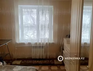 2-комнатная квартира, этаж 3 из 5, 56 м²