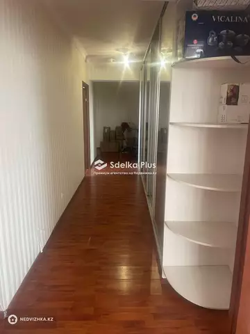 2-комнатная квартира, этаж 7 из 10, 90 м²