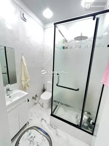 4-комнатная квартира, этаж 9 из 9, 110 м²