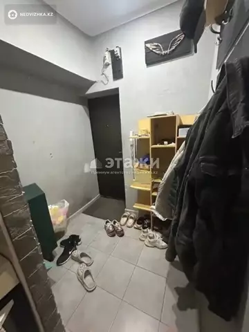2-комнатная квартира, этаж 11 из 12, 42 м²