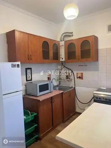 2-комнатная квартира, этаж 2 из 2, 49 м²