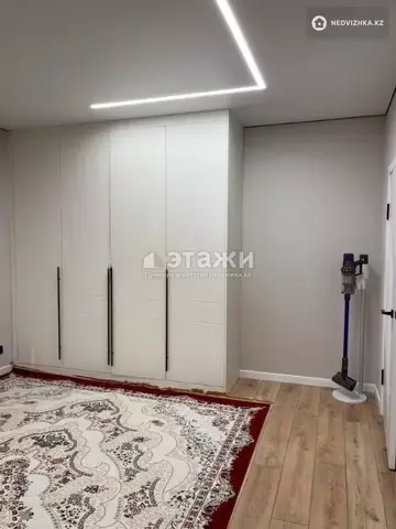 1-комнатная квартира, этаж 8 из 12, 46 м²