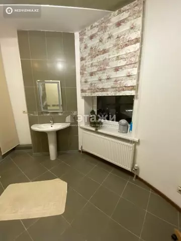 2-комнатная квартира, этаж 17 из 20, 110 м², на длительный срок