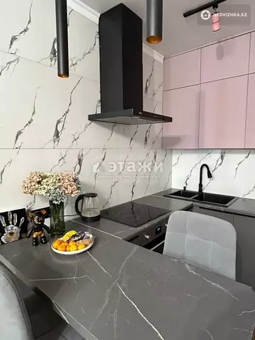 2-комнатная квартира, этаж 3 из 9, 46 м²