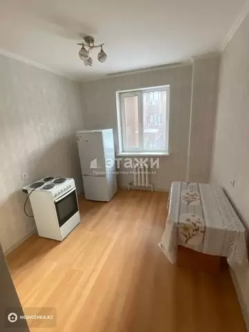 2-комнатная квартира, этаж 2 из 14, 53 м²