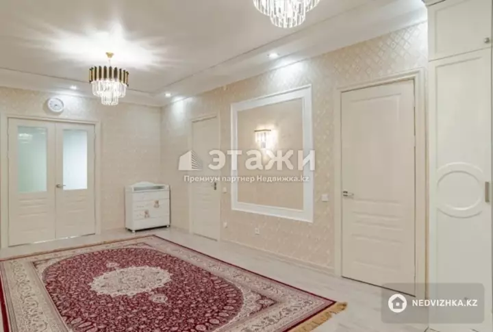 200 м², 4-комнатная квартира, этаж 6 из 12, 200 м², изображение - 1