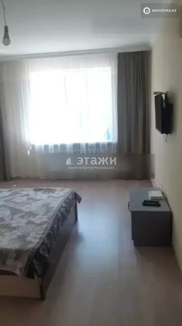 1-комнатная квартира, этаж 3 из 14, 42 м²