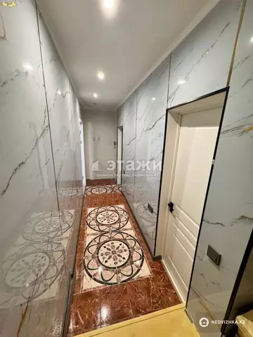 3-комнатная квартира, этаж 4 из 5, 124 м²