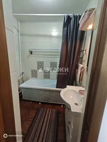 2-комнатная квартира, этаж 10 из 12, 44 м²