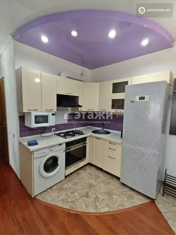 2-комнатная квартира, этаж 10 из 12, 44 м²