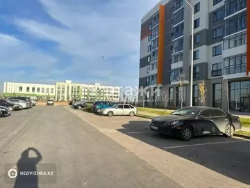 1-комнатная квартира, этаж 3 из 5, 33 м²