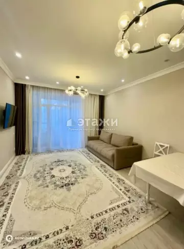 2-комнатная квартира, этаж 8 из 12, 50 м²