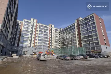 1-комнатная квартира, этаж 4 из 9, 39 м²