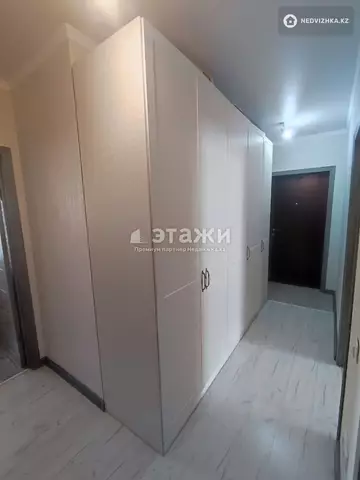 2-комнатная квартира, этаж 10 из 13, 58 м²