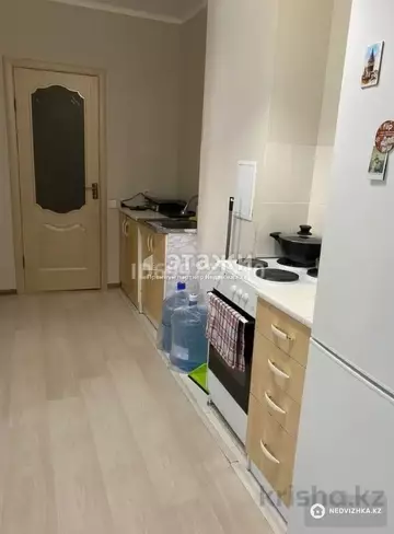 1-комнатная квартира, этаж 11 из 16, 53 м²