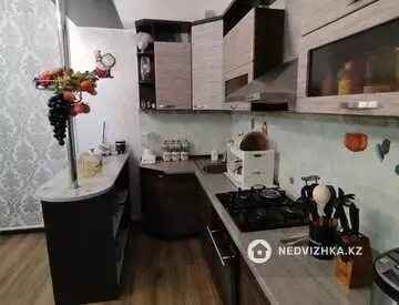 6-комнатный дом, 8 соток, 160 м²
