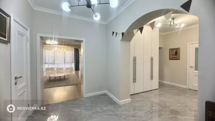 133 м², 3-комнатная квартира, этаж 7 из 10, 133 м², изображение - 1