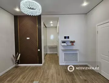 1-комнатная квартира, этаж 8 из 12, 41 м²