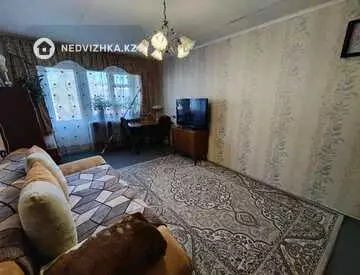 2-комнатная квартира, этаж 3 из 5, 45 м²