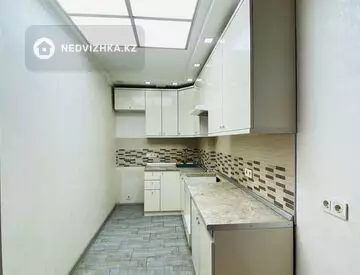 57.3 м², 3-комнатная квартира, этаж 4 из 12, 57 м², изображение - 1
