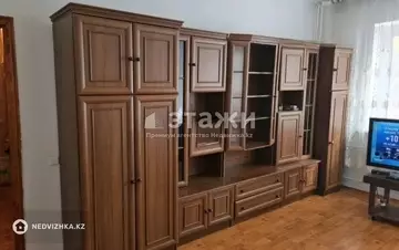 1-комнатная квартира, этаж 3 из 5, 42 м²