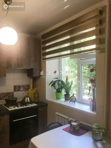 57.3 м², 3-комнатная квартира, этаж 3 из 4, 57 м², изображение - 11