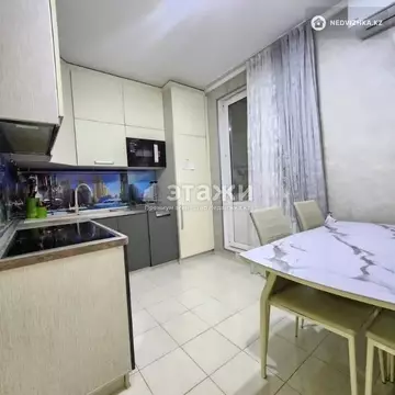 60 м², 2-комнатная квартира, этаж 4 из 12, 60 м², изображение - 3